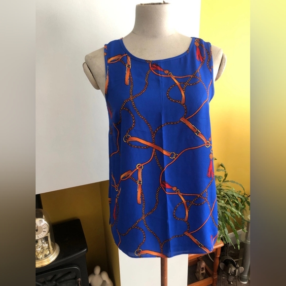 Summer top - Picture 2 of 2